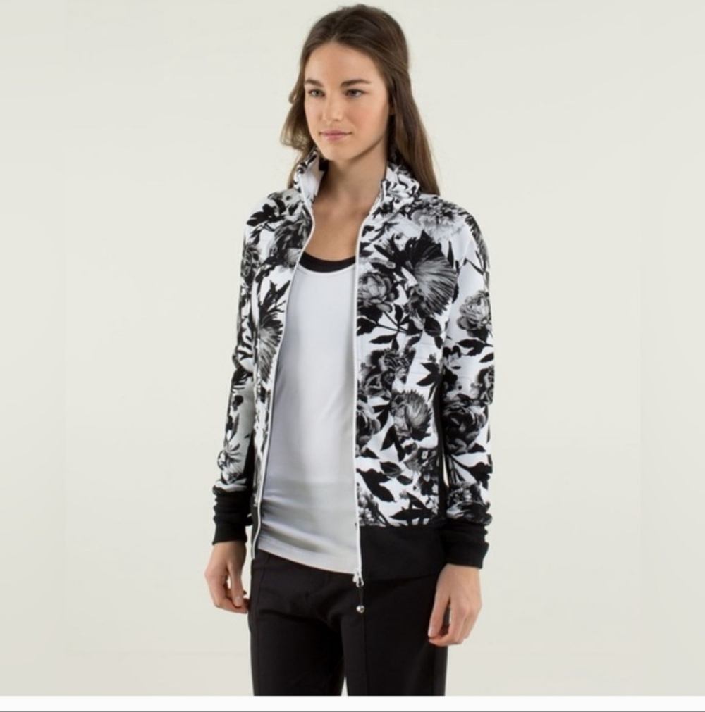 Like NEW - Lululemon Floral Black and White Women's Jacket, Sz. 4 - Picture 1 of 4